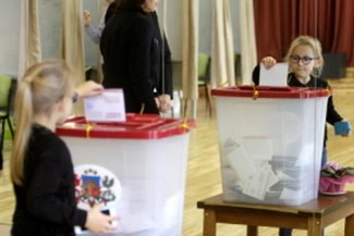 Wybory parlamentarne na Łotwie: fragmentacja sceny politycznej 