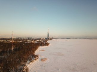 Лахта-центр сверху зимой