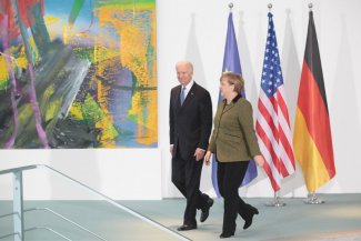 Joe Biden i Angela Merkel