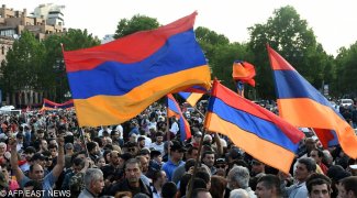 Przedterminowe wybory w Armenii 