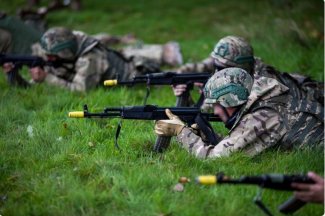 Ukrainian soldiers