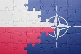Brukselski szczyt NATO: wschodnia flanka między USA a Europą