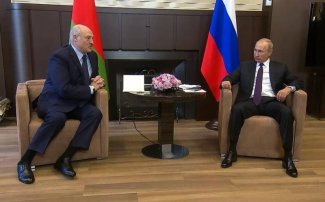 Zdjęcie ze spotkania Putina i Łukaszenki