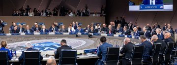 szczyt NATO - sala posiedzeń